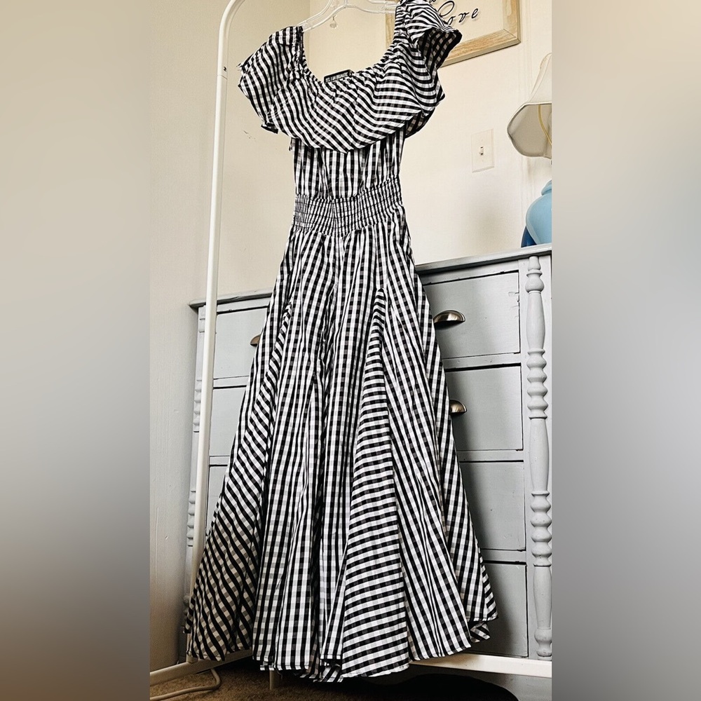 NWT Chelsea & Theodore Black & White Gingham Off the Shoulder Midi Peasant Dress - Picture 2 of 8